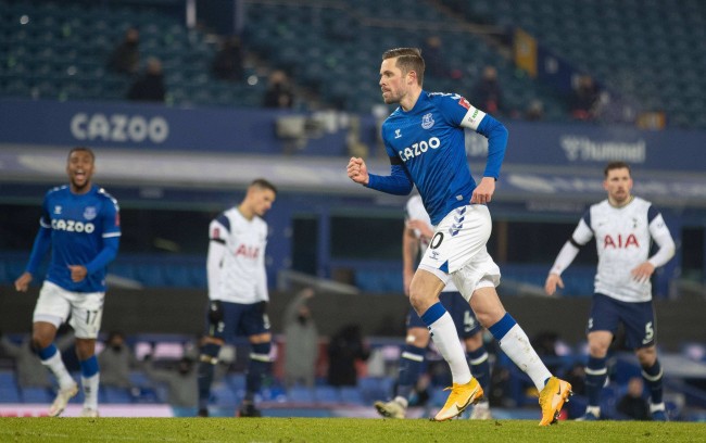 全力进攻 全力进攻