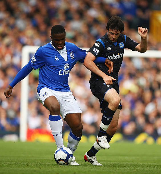 弃这位年轻 弃这位年轻